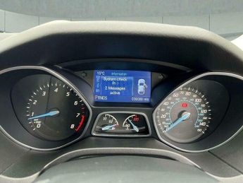 Ford Focus 1.6 Titanium Navigator Powershift Euro 5 5dr