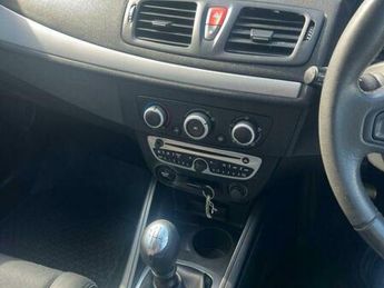 Renault Megane 1.6 16V Dynamique Euro 5 5dr