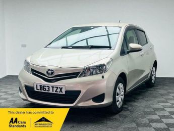 Toyota Yaris 1.33 Dual VVT-i TR Multidrive S Euro 5 5dr