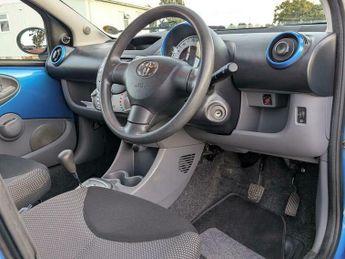 Toyota AYGO 1.0 VVT-i Blue MultiMode Euro 4 5dr