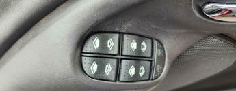 Ford Focus 1.6i 16v Ghia 5dr