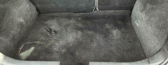 Ford Focus 1.6i 16v Ghia 5dr