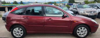 Ford Focus 1.6i 16v Ghia 5dr