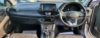 Hyundai I30 1.6 CRDi Premium Tourer DCT Euro 6 (s/s) 5dr