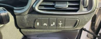 Hyundai I30 1.6 CRDi Premium Tourer DCT Euro 6 (s/s) 5dr