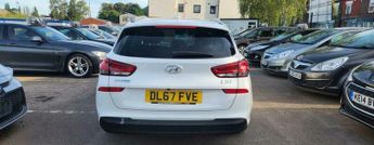 Hyundai I30 1.6 CRDi Premium Tourer DCT Euro 6 (s/s) 5dr