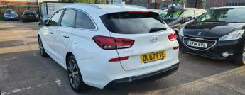 Hyundai I30 1.6 CRDi Premium Tourer DCT Euro 6 (s/s) 5dr
