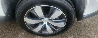Peugeot 2008 1.2 e-VTi PureTech Active EGC Euro 6 (s/s) 5dr