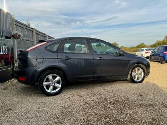 Ford Focus 1.6 Zetec 5dr