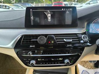 BMW 5 SERIES 520d M SPORT
