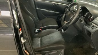 Suzuki Swift SZ4