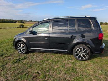 Volkswagen Touran 1.5 TSI 140 SE DSG MPV