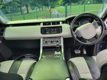 Land Rover Range Rover Sport V8 SVR
