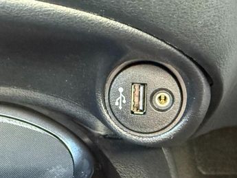 Nissan Juke N-CONNECTA XTRONIC