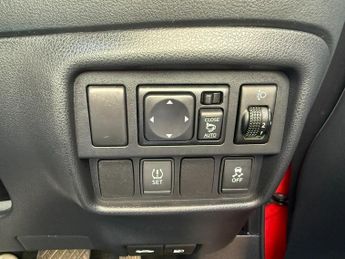 Nissan Juke N-CONNECTA XTRONIC