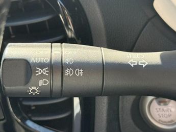 Nissan Juke N-CONNECTA XTRONIC