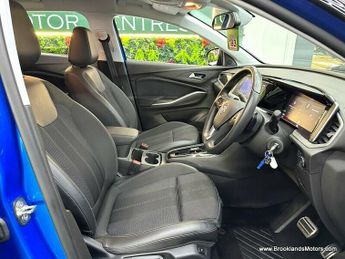 Vauxhall Grandland 1.5 GS [SAT NAV & REVERSE CAMERA]