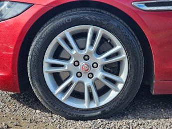 Jaguar XE 2.0 GTDi Prestige Auto Euro 6 (s/s) 4dr