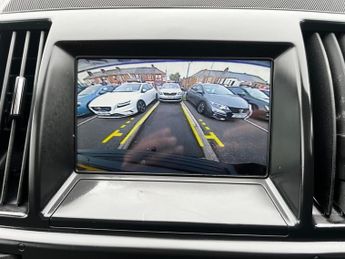 Land Rover Freelander 2.2 SD4 HSE Lux SUV 5dr Diesel CommandShift 4WD Euro 5 (190 ps)