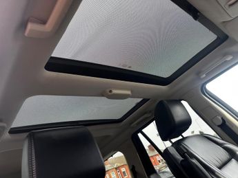 Land Rover Freelander 2.2 SD4 HSE Lux SUV 5dr Diesel CommandShift 4WD Euro 5 (190 ps)