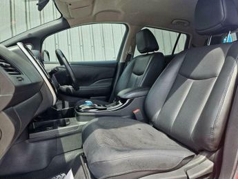 Nissan Leaf 30kWh Tekna Auto 5dr