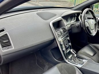 Volvo XC60 D4 R-DESIGN NAV