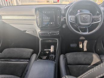 Volvo XC40 RECHARGE T5 R-DESIGN