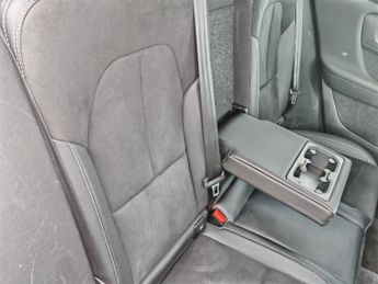 Volvo XC40 RECHARGE T5 R-DESIGN