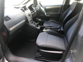 Vauxhall Zafira 1.6 EXCLUSIV