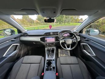 Audi Q3 TFSI QUATTRO SPORT