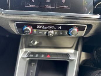 Audi Q3 TFSI QUATTRO SPORT