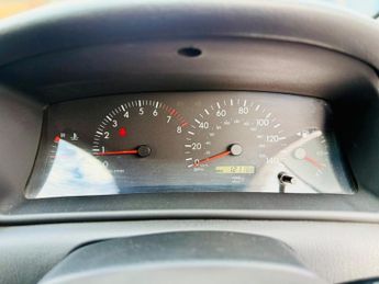 Toyota Corolla VVTI T3