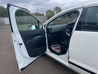 Peugeot 3008 HDI ACTIVE