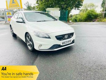 Volvo V40 1.6 D2 R-Design Nav Hatchback 5dr Diesel Manual Euro 5 (s/s) (11