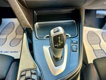 BMW 3 SERIES 320i SPORT