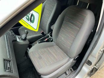 Ford C-Max 1.6 16v Zetec 5dr