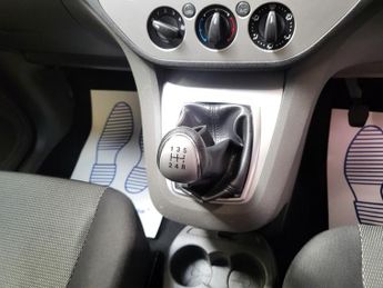 Ford C-Max ZETEC 100