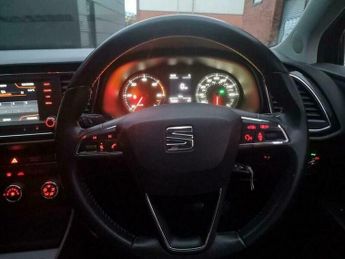 SEAT Leon 2.0 TDI CR SE DSG Euro 5 (s/s) 5dr