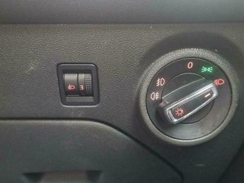 SEAT Leon 2.0 TDI CR SE DSG Euro 5 (s/s) 5dr