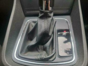 SEAT Leon 2.0 TDI CR SE DSG Euro 5 (s/s) 5dr