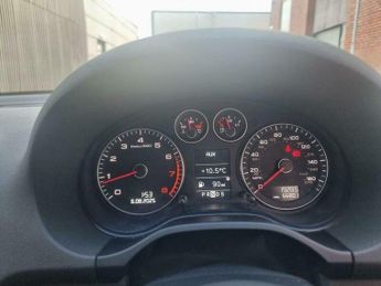 Audi A3 1.6 Technik Hatchback 3dr Petrol S Tronic Euro 4 (102 ps)