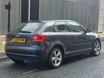 Audi A3 1.6 Technik Hatchback 3dr Petrol S Tronic Euro 4 (102 ps)