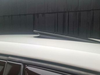 Volkswagen Golf GTi 2.0 TSI GTI Hatchback 5dr Petrol DSG Euro 5 (210 ps)