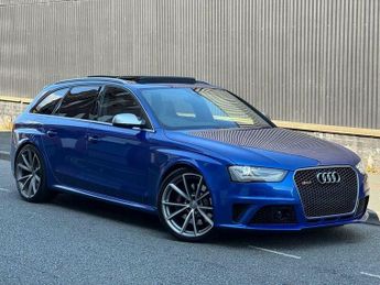 Audi RS4 4.2 FSI V8 S Tronic quattro Euro 5 5dr