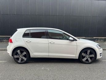 Volkswagen Golf 1.6 TDI BlueMotion Tech SE DSG Euro 5 (s/s) 5dr