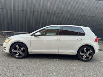 Volkswagen Golf 1.6 TDI BlueMotion Tech SE DSG Euro 5 (s/s) 5dr