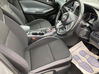 Nissan Juke 1.0 DIG-T N-Connecta SUV 5dr Petrol DCT Auto Euro 6 (s/s) (114 p