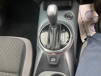 Nissan Juke 1.0 DIG-T N-Connecta SUV 5dr Petrol DCT Auto Euro 6 (s/s) (114 p