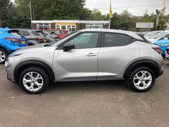 Nissan Juke 1.0 DIG-T N-Connecta SUV 5dr Petrol DCT Auto Euro 6 (s/s) (114 p
