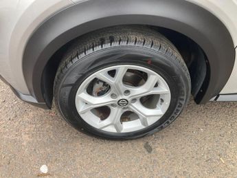 Nissan Juke 1.0 DIG-T N-Connecta SUV 5dr Petrol DCT Auto Euro 6 (s/s) (114 p